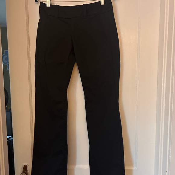 Womens Gap Black low rise Flared Pants size 2 - Picture 9 of 10